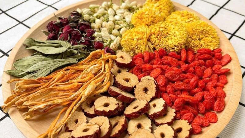 Trà đông trùng hạ thảo táo đỏ